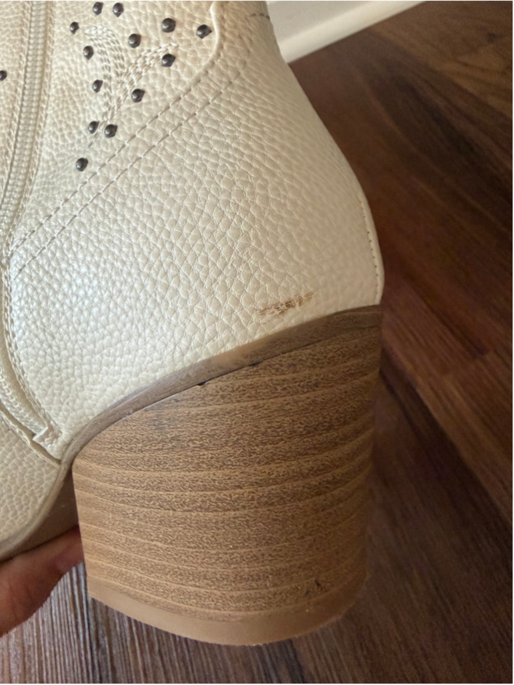 Women's White Studded Western Ankle Boots Size 7.5 - Picture 6 of 8